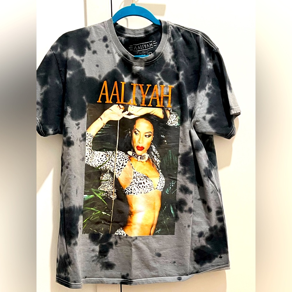 Aaliyah Tye Dye Graphic Concert Tee